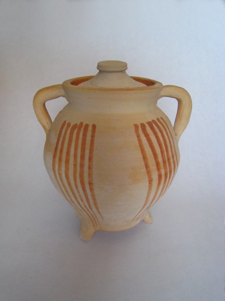 http://poteriedesgrandsbois.com/files/gimgs/th-32_COQ009-01-poterie-médiéval-des grands bois-pots à cuire.jpg